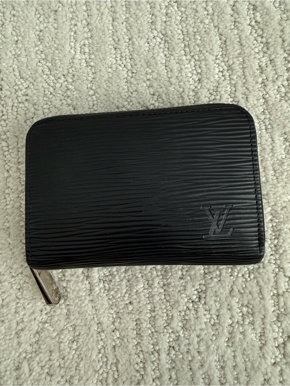 Louis Vuitton Epi Compact wallet black with zipper